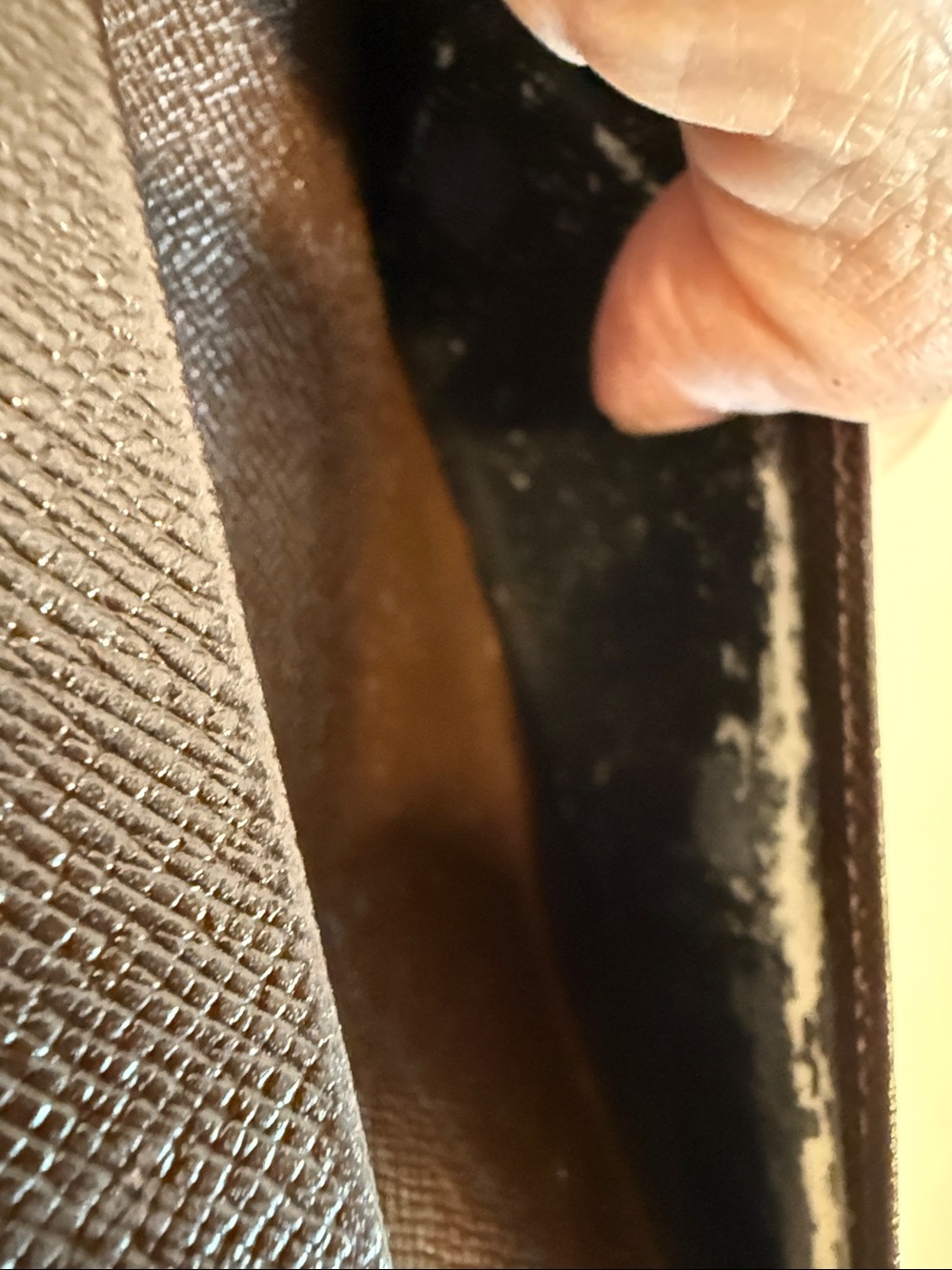 Louis Vuitton Ebene Wallet - Picture 9 of 9